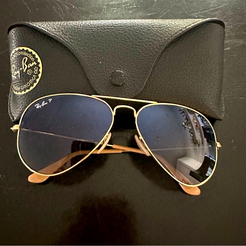 RAY-BAN Aviator Gradient Polarized Sunglasses